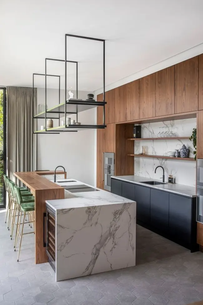 cuisine en bois design minimaliste au Maroc